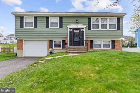 134 Fairmount Ave, Blackwood, NJ 08012