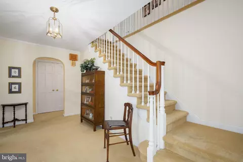 Entry Way - 624 Warwick Rd, Haddonfield, NJ 08033 photo 2 of 3