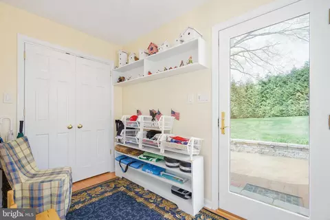 Exterior - 624 Warwick Rd, Haddonfield, NJ 08033 photo 5 of 10