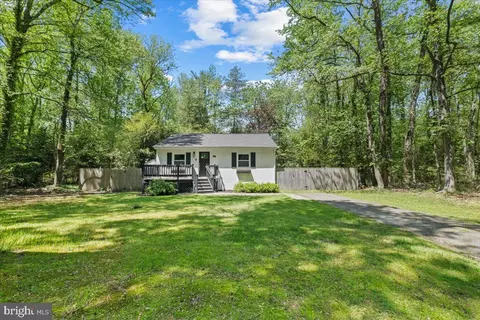 820 Beechwood Ave, Lindenwold, NJ 08021