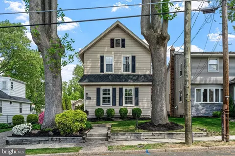 1529 Sycamore St, Haddon Heights, NJ 08035