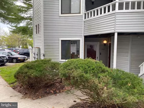 1107 Berwyck, Sicklerville, NJ 08081