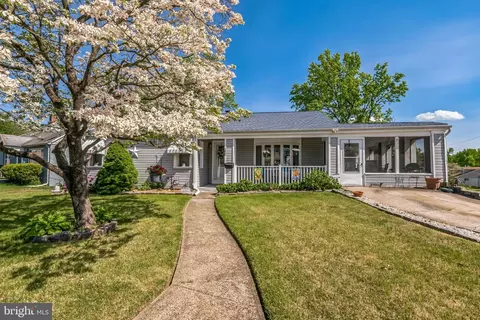 200 Lake Dr, Bellmawr, NJ 08031