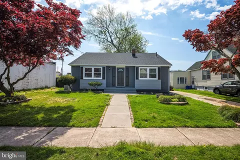 12 4th Ave, Mount Ephraim, NJ 08059