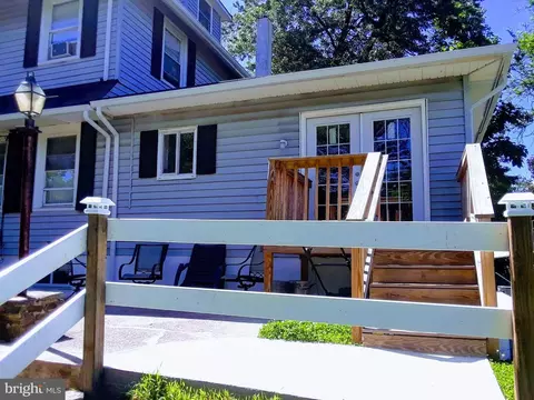 Exterior - 108 Stone Rd, Laurel Springs, NJ 08021 photo 4 of 6