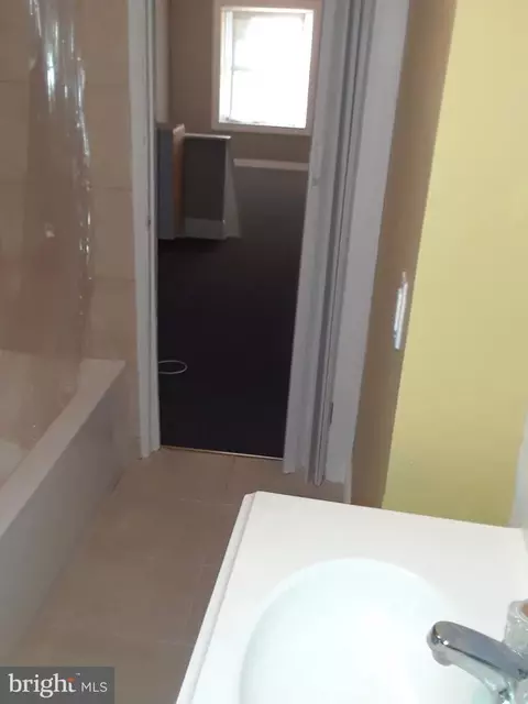 Bath - 108 Stone Rd, Laurel Springs, NJ 08021 photo 1 of 5