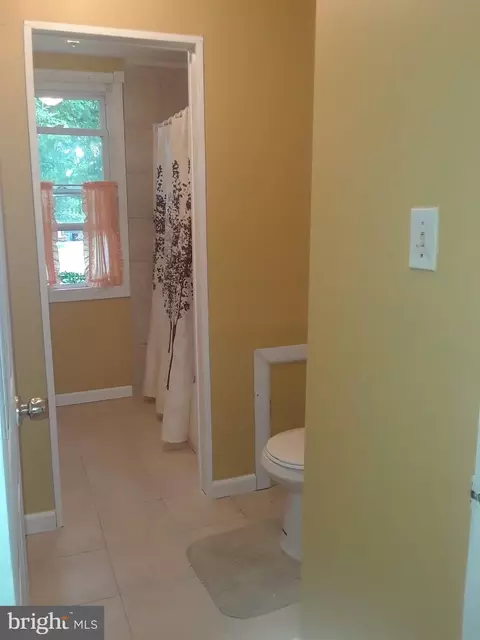 Bath - 108 Stone Rd, Laurel Springs, NJ 08021 photo 5 of 5