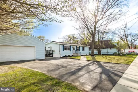 Exterior - 10 W 6th Ave, Pine Hill, NJ 08021 photo 3 of 13