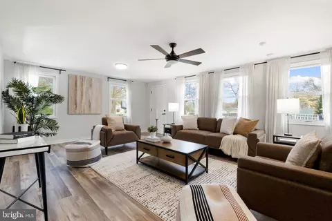 Living - 10 W 6th Ave, Pine Hill, NJ 08021 photo 7 of 11