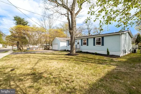 Exterior - 10 W 6th Ave, Pine Hill, NJ 08021 photo 2 of 13