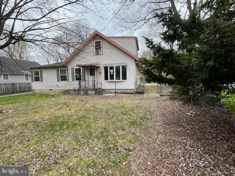 222 E Gibbsboro Rd, Lindenwold, NJ 08021