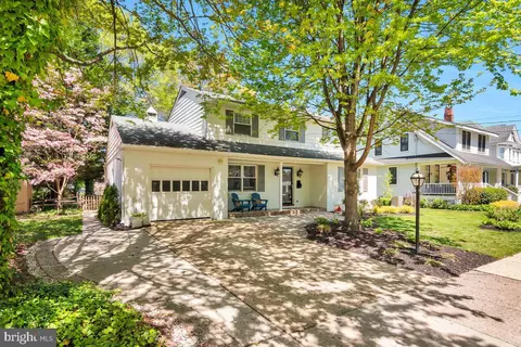 25 Woodland Ave, Haddonfield, NJ 08033