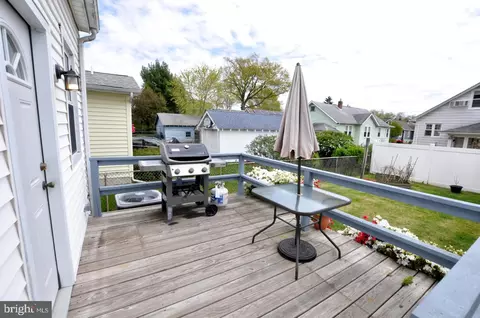 Exterior - 116 E Cedar Ave, Haddon Township, NJ 08107 photo 4 of 8