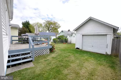 Exterior - 116 E Cedar Ave, Haddon Township, NJ 08107 photo 5 of 8