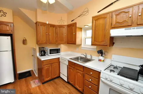 Kitchen - 116 E Cedar Ave, Haddon Township, NJ 08107 photo 2 of 5