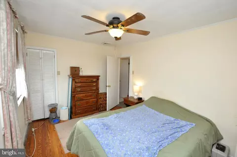 Bedroom - 116 E Cedar Ave, Haddon Township, NJ 08107 photo 2 of 3