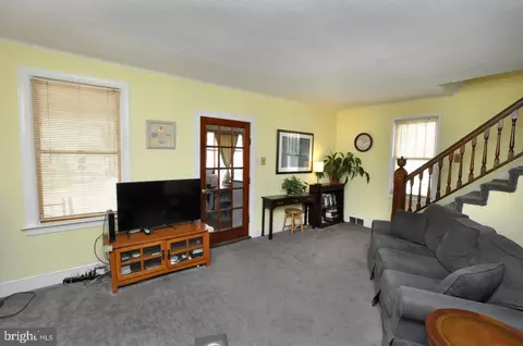 Living - 116 E Cedar Ave, Haddon Township, NJ 08107 photo 3 of 5