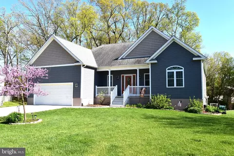 2 Barbara Pl, Somerdale, NJ 08083