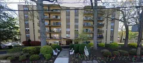 111 Chestnut Pl #303, Cherry Hill, NJ 08002