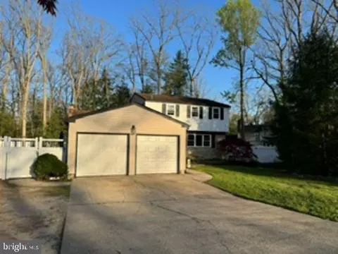 10 Villanova Ct, Berlin, NJ 08009