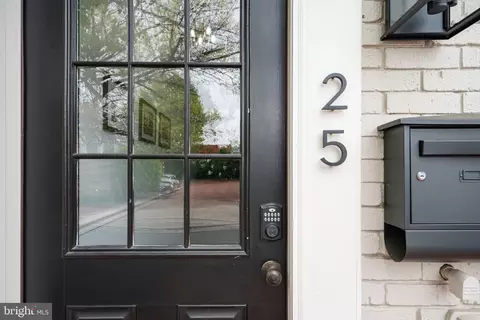 25 Mechanic St, Haddonfield, NJ 08033