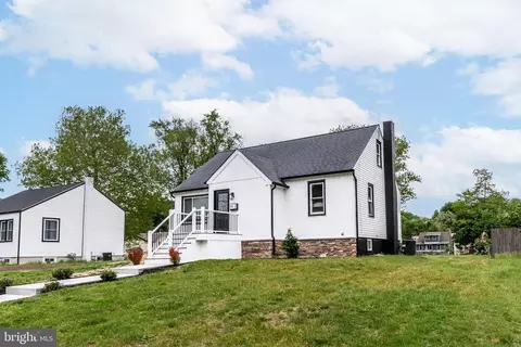70 Sartori Ave, Mount Ephraim, NJ 08059