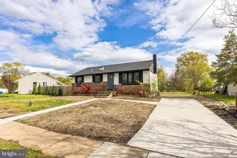 202 E Monroe Ave, Magnolia, NJ 08049