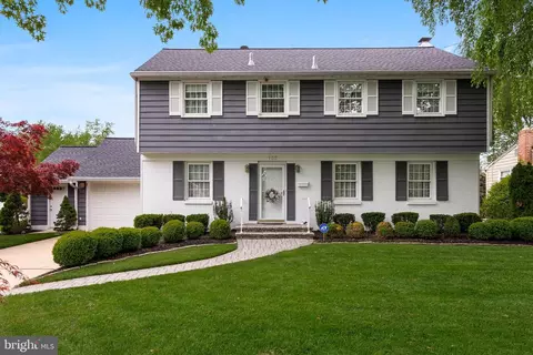 132 Antietam Rd, Cherry Hill, NJ 08034