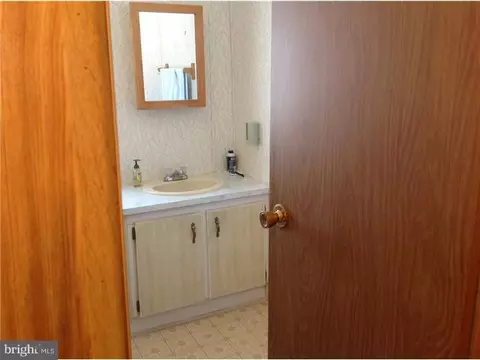 6 Maple Dr, Sicklerville, NJ 08081 photo 4