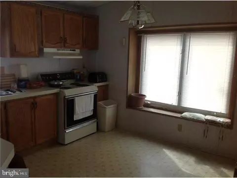 6 Maple Dr, Sicklerville, NJ 08081 photo 3