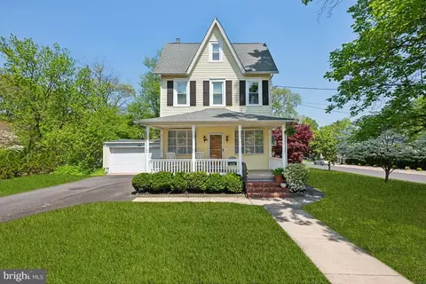 429 Woodlawn Ave, Collingswood, NJ 08108