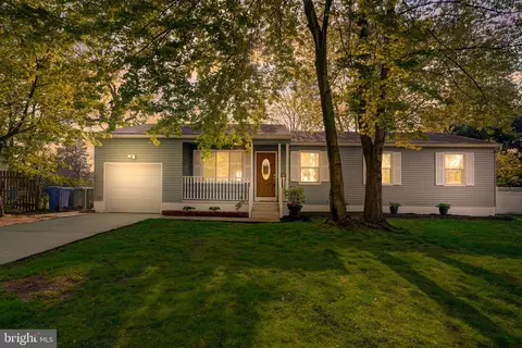 305 Coolidge Rd, Cherry Hill, NJ 08002