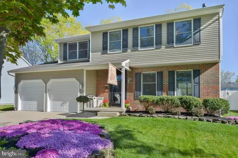 8 Killington Ct, Sicklerville, NJ 08081