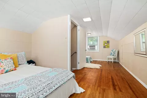 Bedroom - 1236 Wayne Rd, Haddonfield, NJ 08033 photo 4 of 5