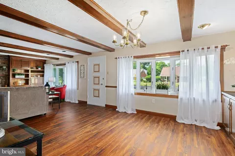 Living - 1236 Wayne Rd, Haddonfield, NJ 08033 photo 3 of 5