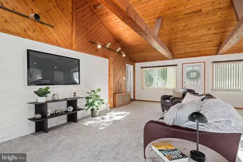 Living - 1236 Wayne Rd, Haddonfield, NJ 08033 photo 5 of 5
