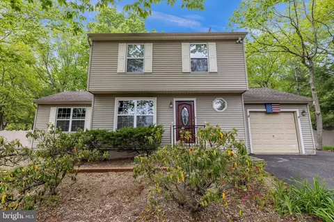 1 Walnut Ln, Clementon, NJ 08021