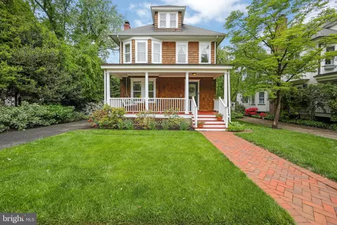 213 W Euclid Ave, Haddonfield, NJ 08033