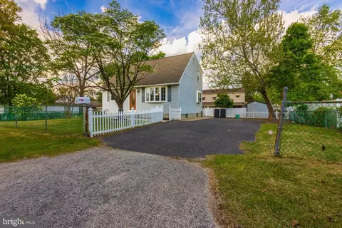 132 North Ave, West Berlin, NJ 08091