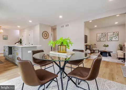 Dining - 402 3rd Ave, Haddon Heights, NJ 08035 photo 2 of 2
