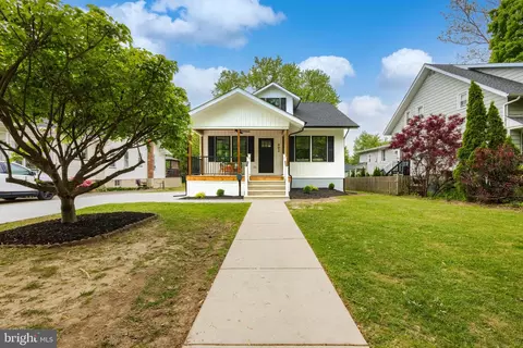 402 3rd Ave, Haddon Heights, NJ 08035