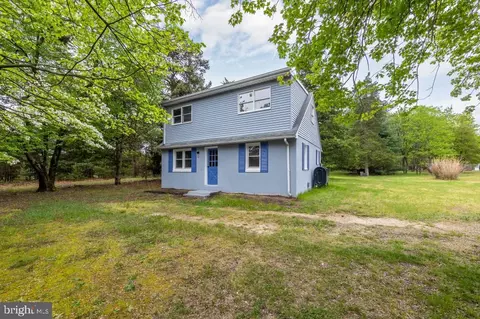 39 Lafayette Ave, Voorhees, NJ 08043