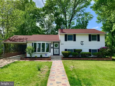 424 Carver Ave, Lawnside, NJ 08045