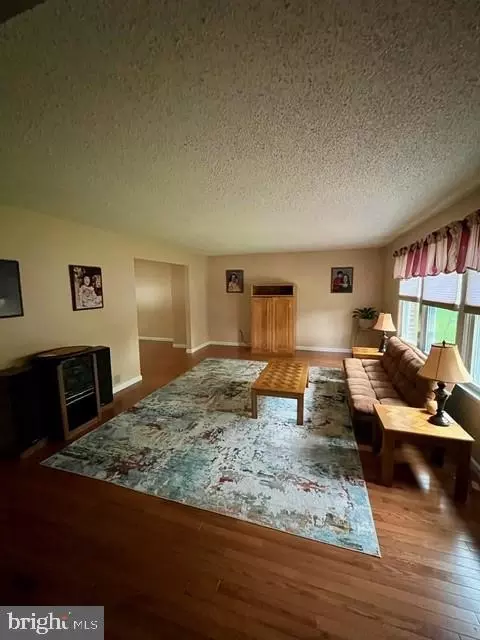 5 Charter Oak Rd, Clementon, NJ 08021 photo 3