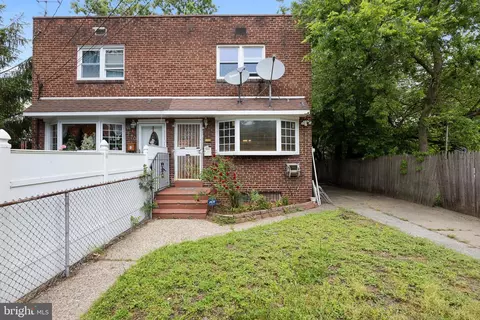 372 Garden Ave, Camden, NJ 08105