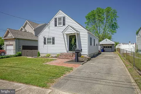 431 Center Ave, Runnemede, NJ 08078