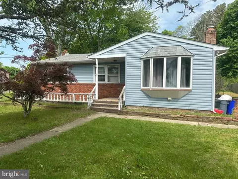 11 Deb Lynn Dr, Sicklerville, NJ 08081