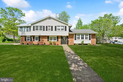 140 Mansfield Blvd S, Cherry Hill, NJ 08034