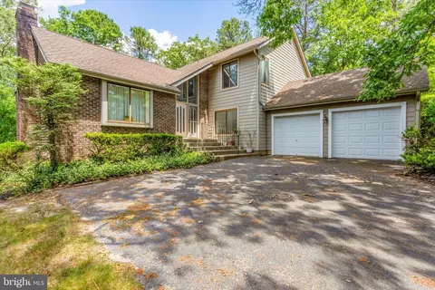 16 Lexton Run, Voorhees, NJ 08043