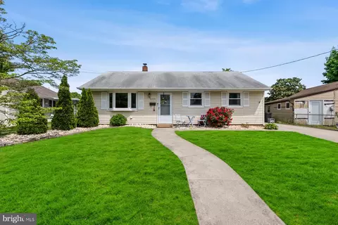 439 Flanders Rd, Bellmawr, NJ 08031